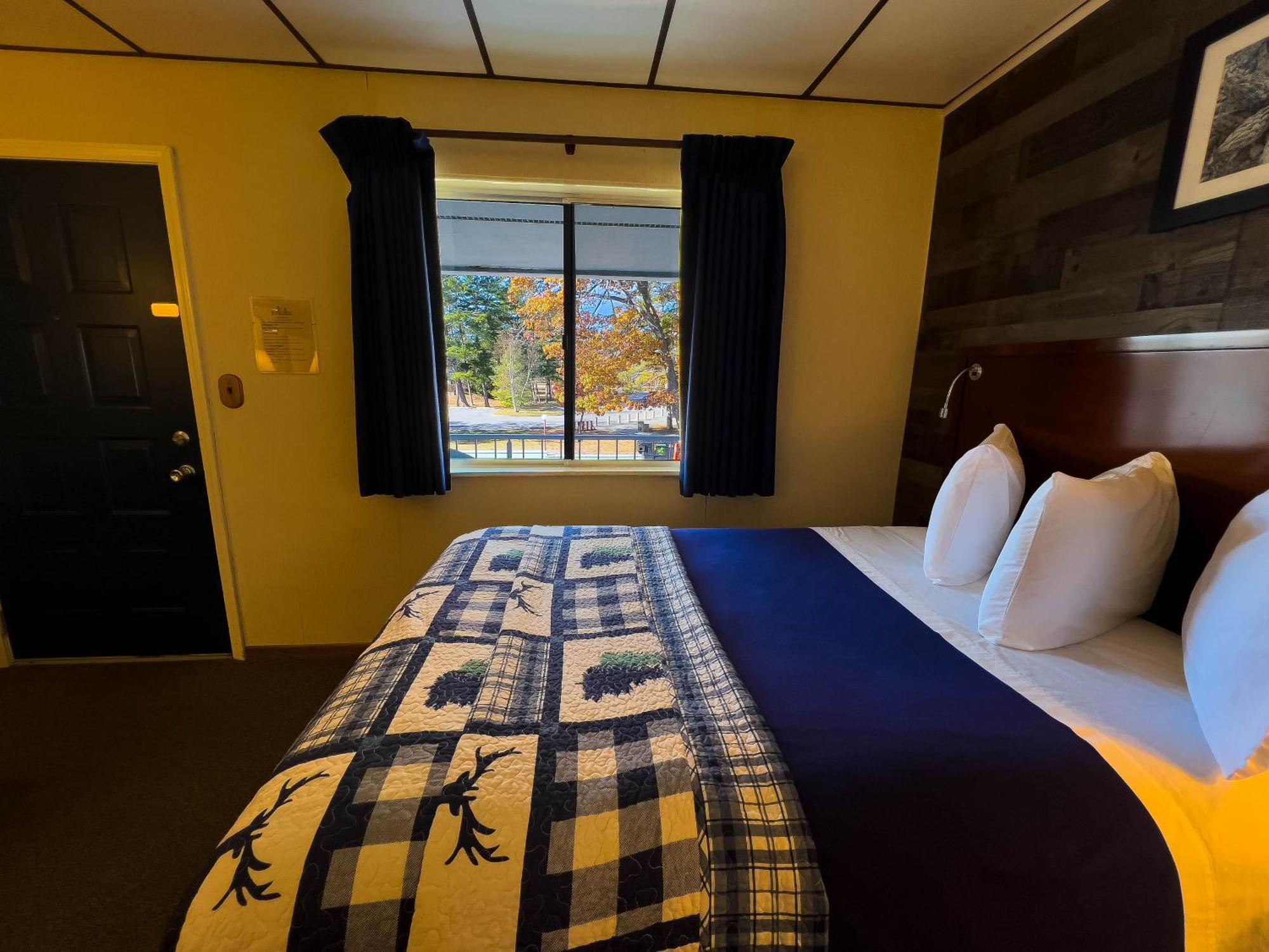 Riviera Motel Mackinaw City Exterior photo