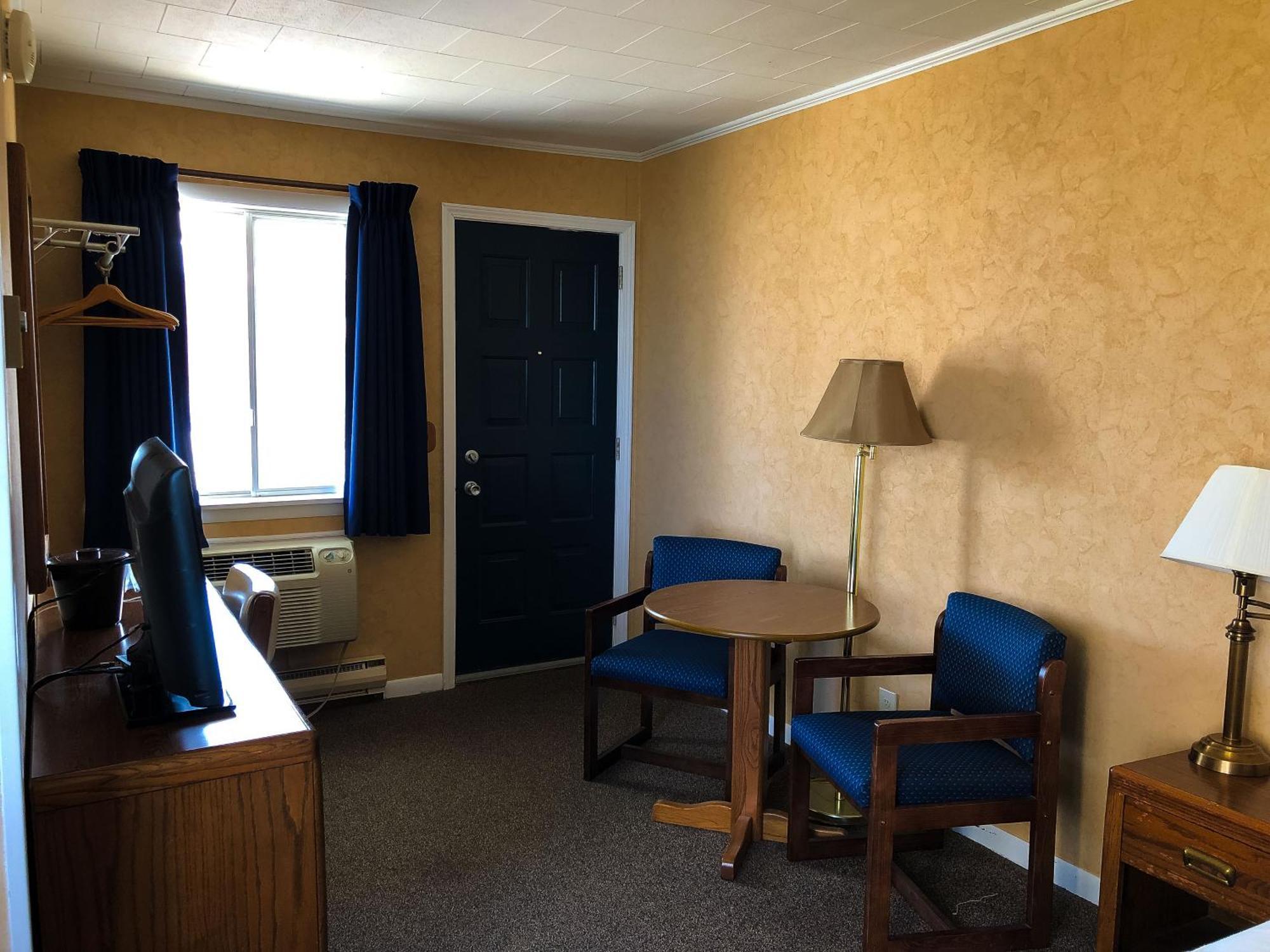 Riviera Motel Mackinaw City Exterior photo