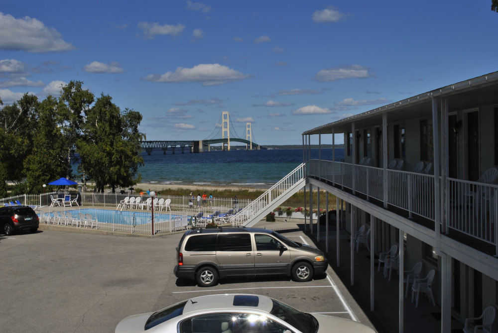 Riviera Motel Mackinaw City Exterior photo
